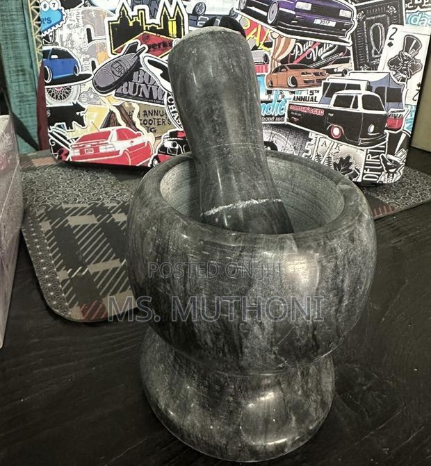 Solid Marble Mortar and Pestle. - main view