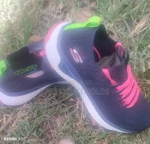 Girls Sneakers Size 34-Normal Fitting