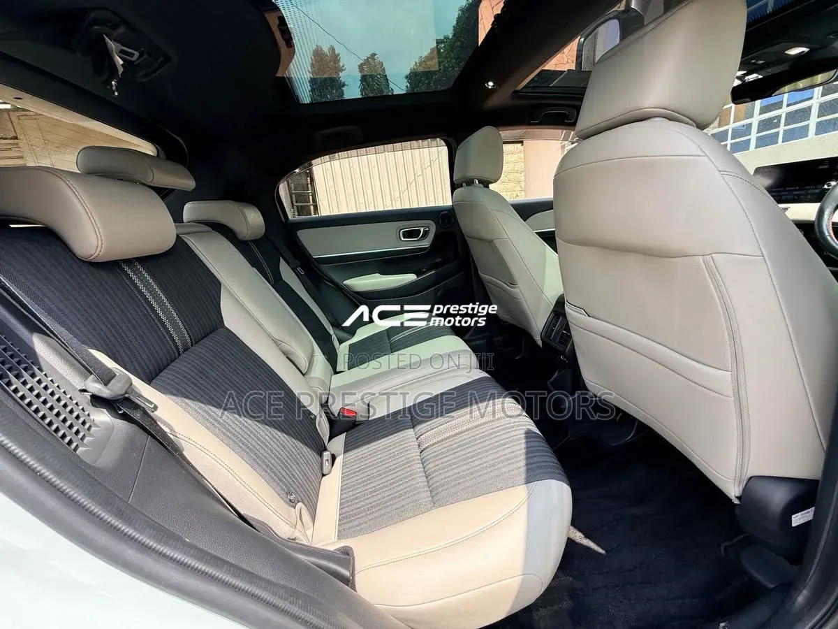 Honda Vezel 2021 Pearl