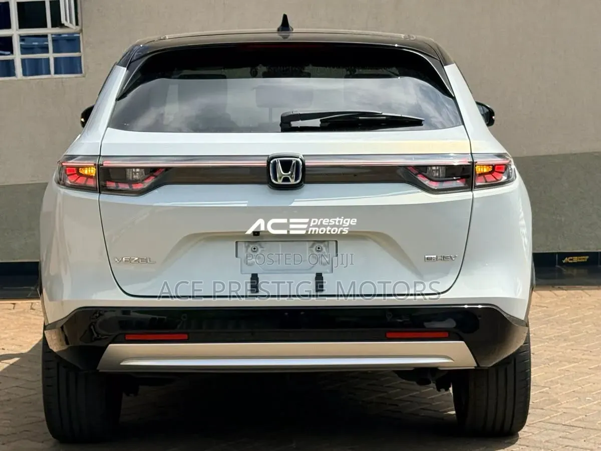 Honda Vezel 2021 Pearl