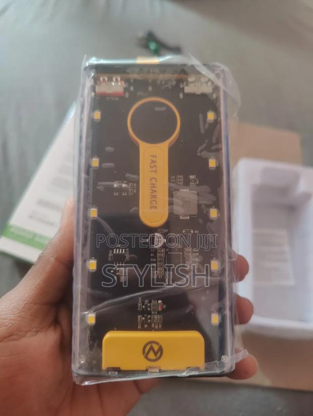 Power Bank - thumbnail 3