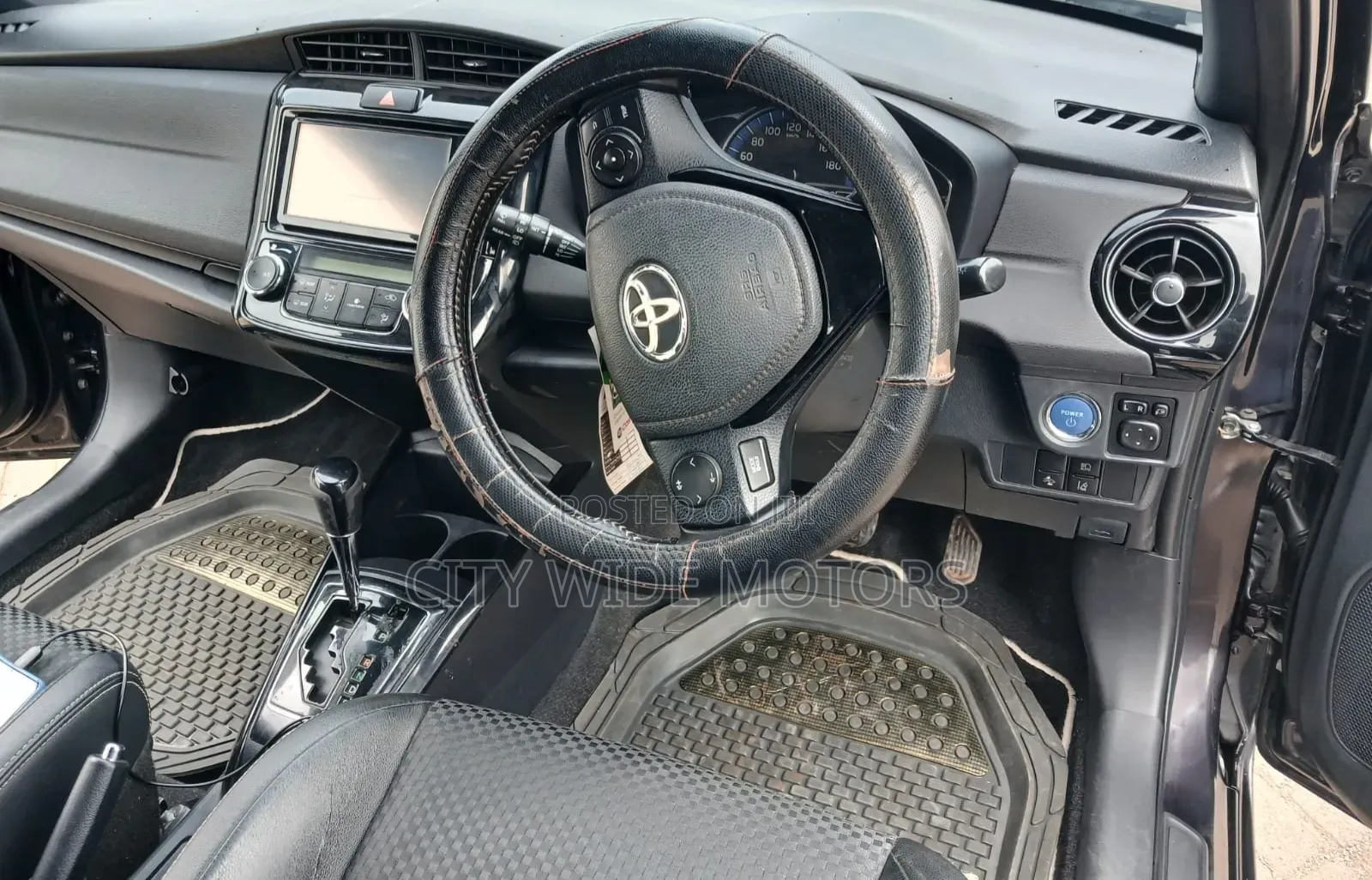 Toyota Corolla Fielder 2016 Black