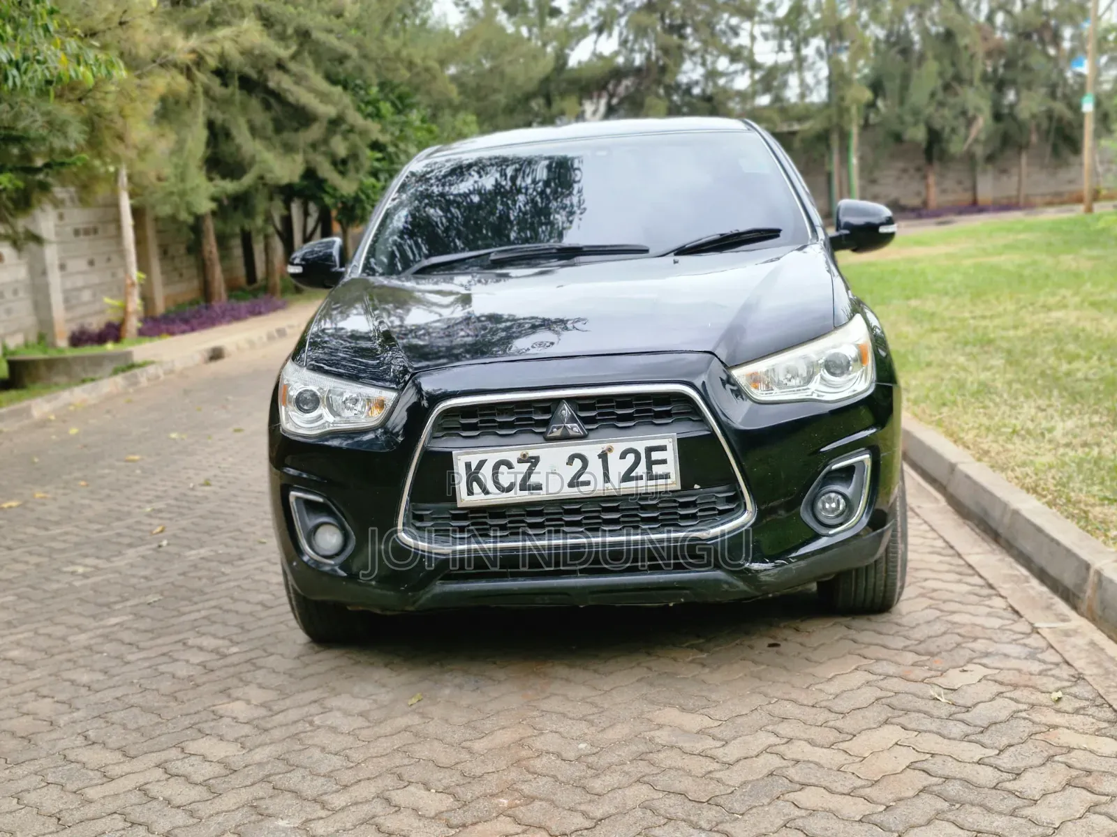 Mitsubishi RVR 2013 Black