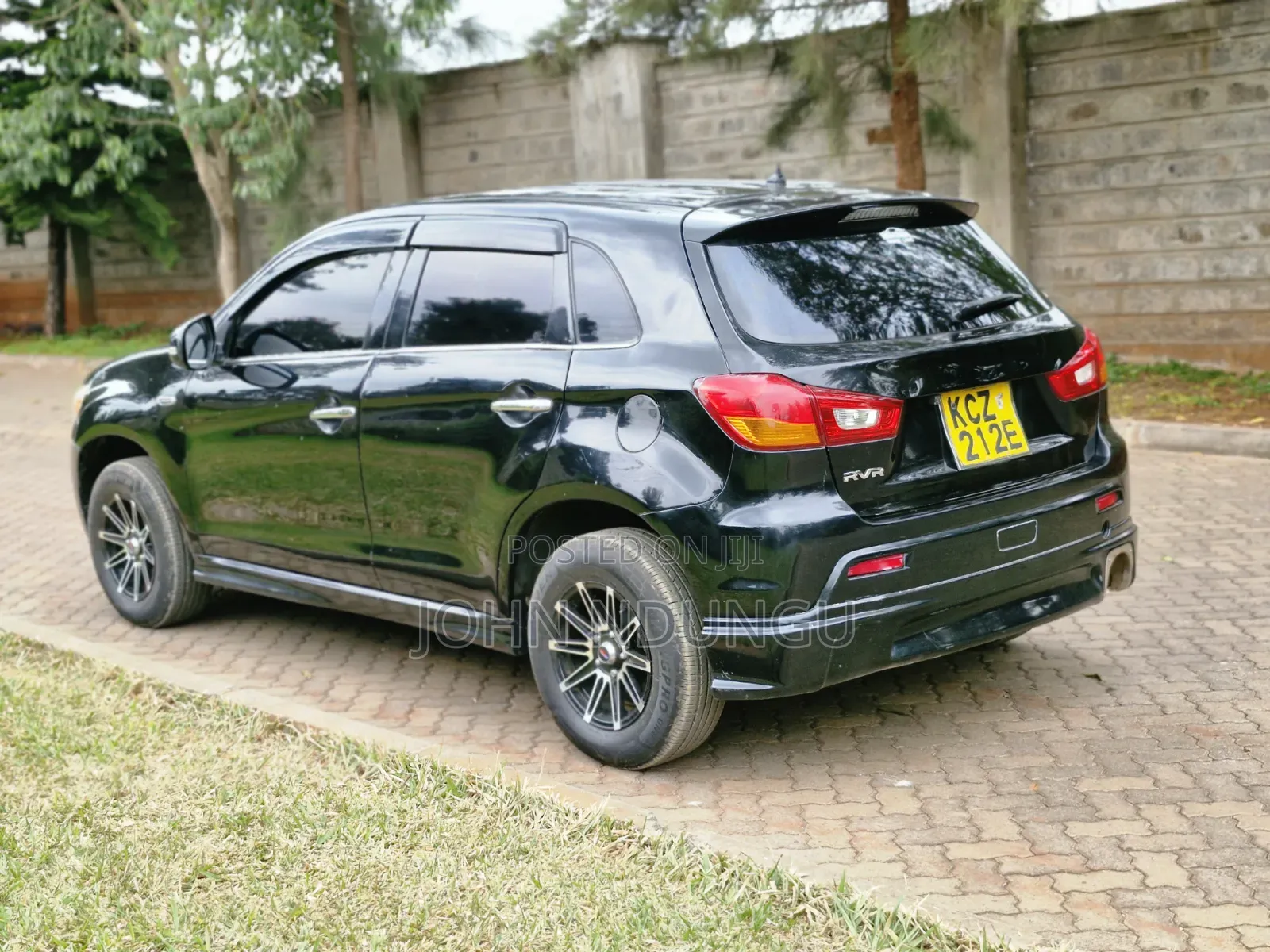 Mitsubishi RVR 2013 Black
