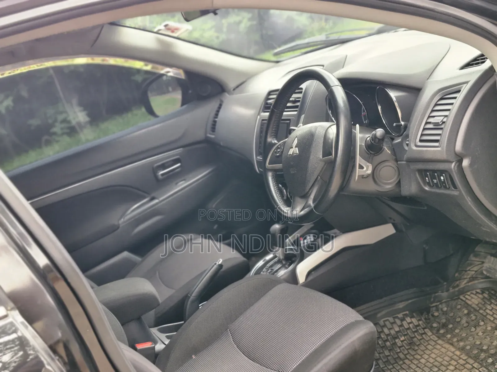 Mitsubishi RVR 2013 Black