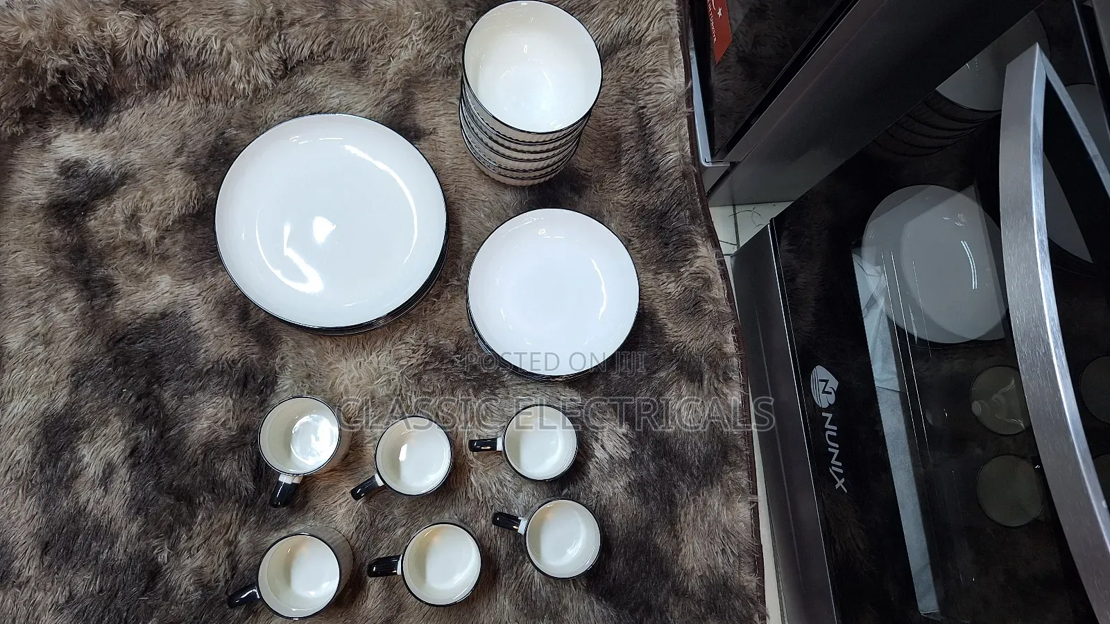 24 PCS Japanese Dinner Set