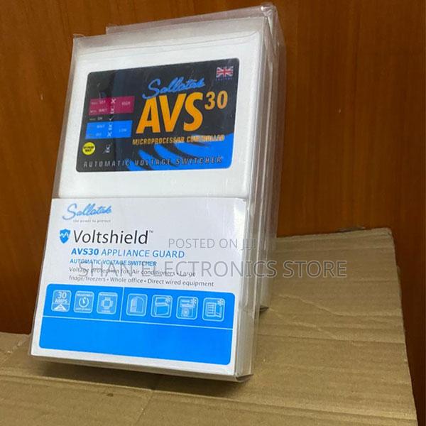 Long-Lasting Compressor-Based Sollatek Avs30 30a Voltage Protector - thumbnail 2