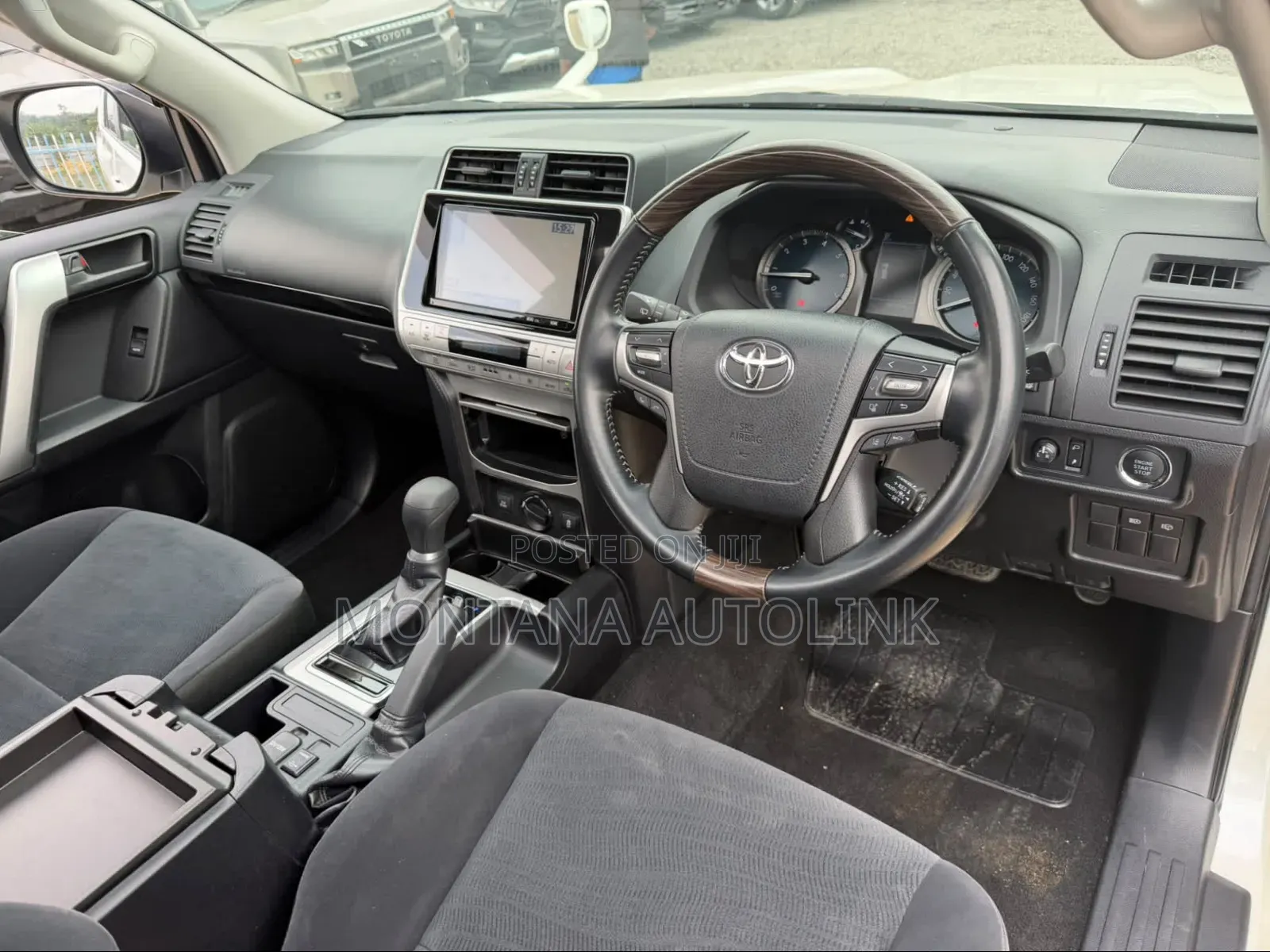 Toyota Land Cruiser Prado 2.7 2019 White