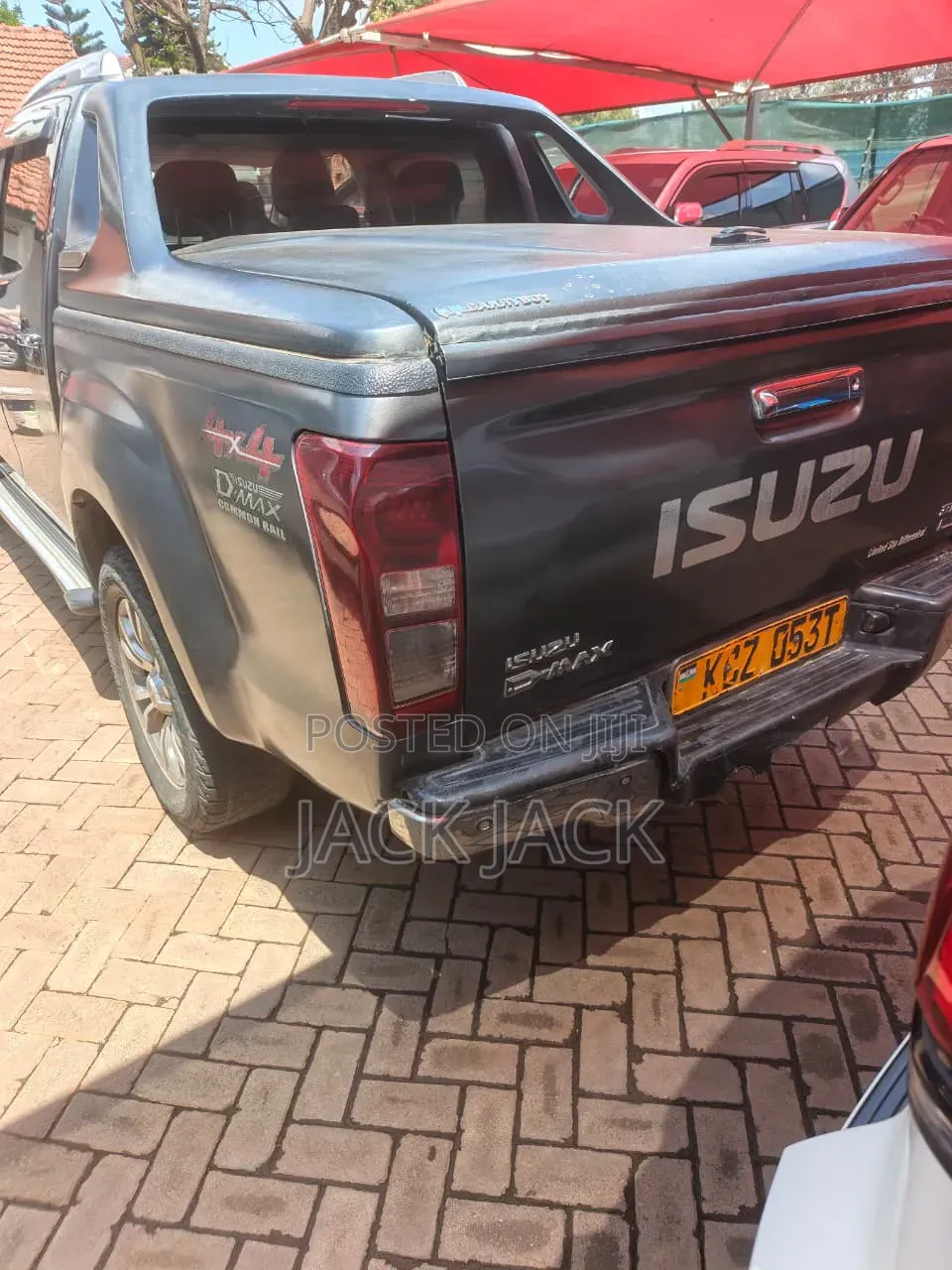 Isuzu D-MAX 2020 Gray