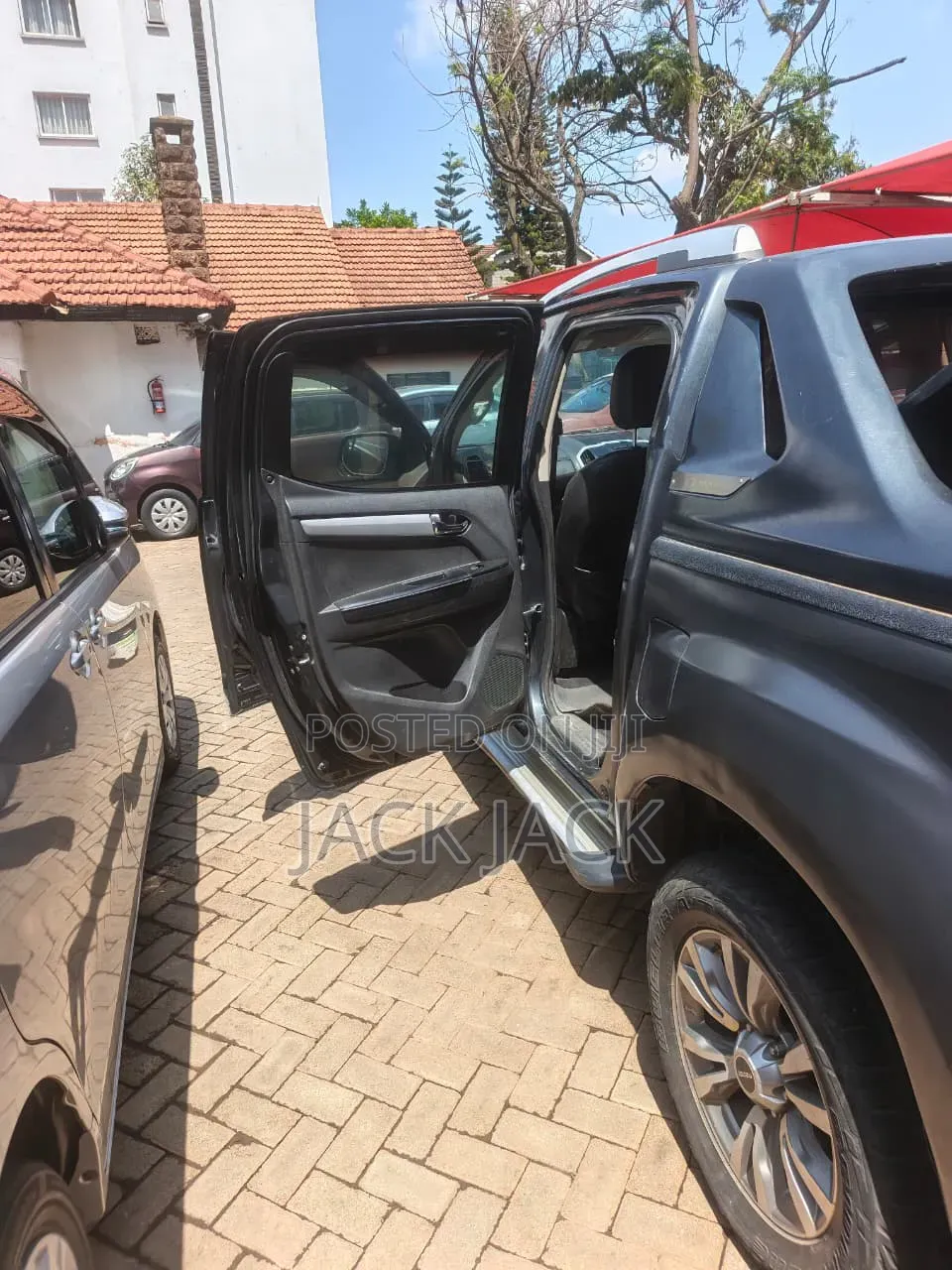 Isuzu D-MAX 2020 Gray