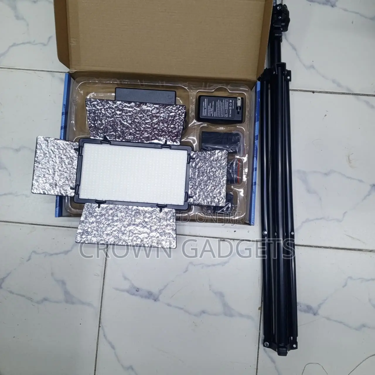 U800 LED Panel Light High Brightness Square Ceiling LED Panel