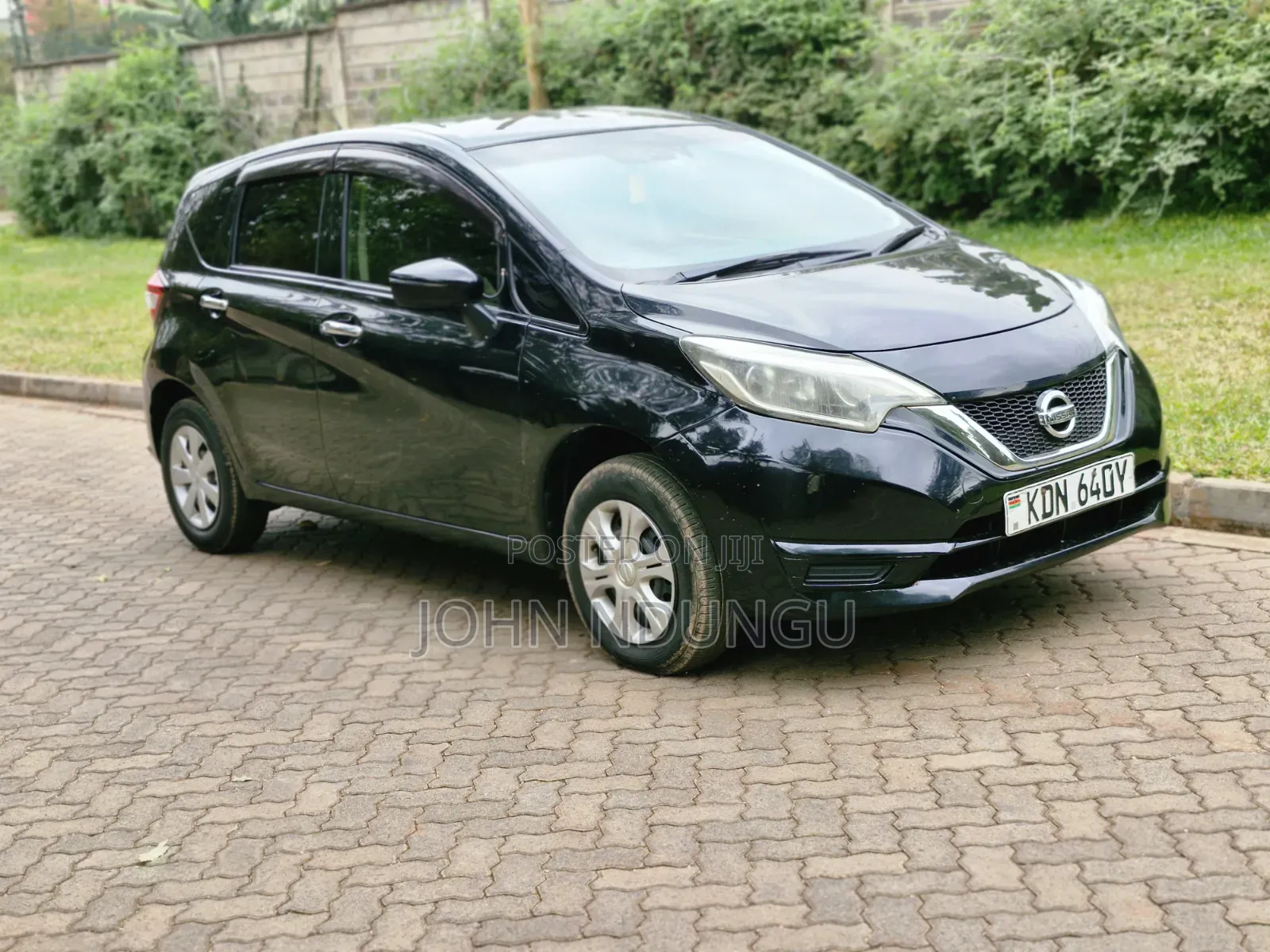 Nissan Note 2016 Black