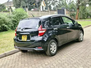 Nissan Note 2016 Black