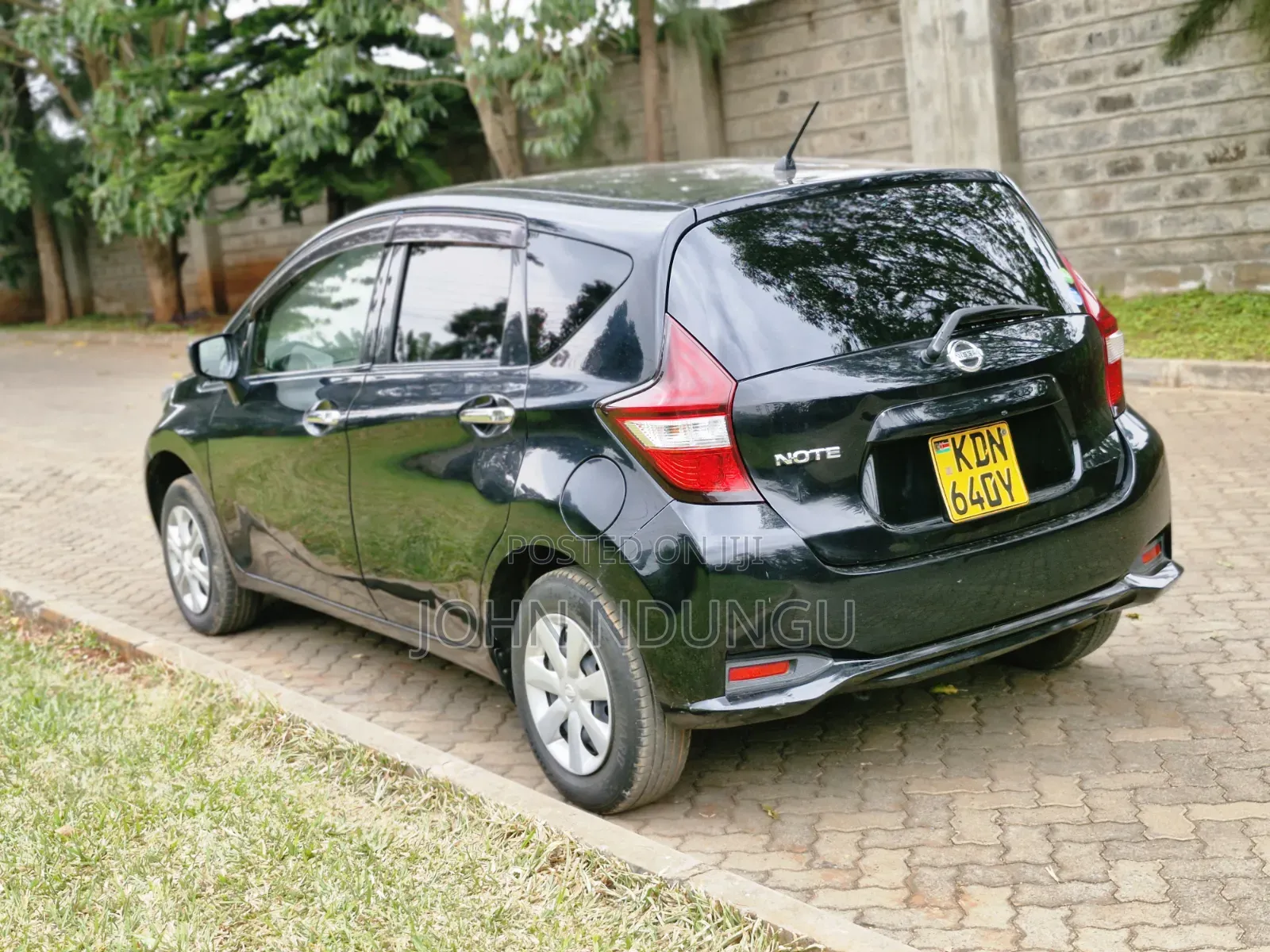 Nissan Note 2016 Black