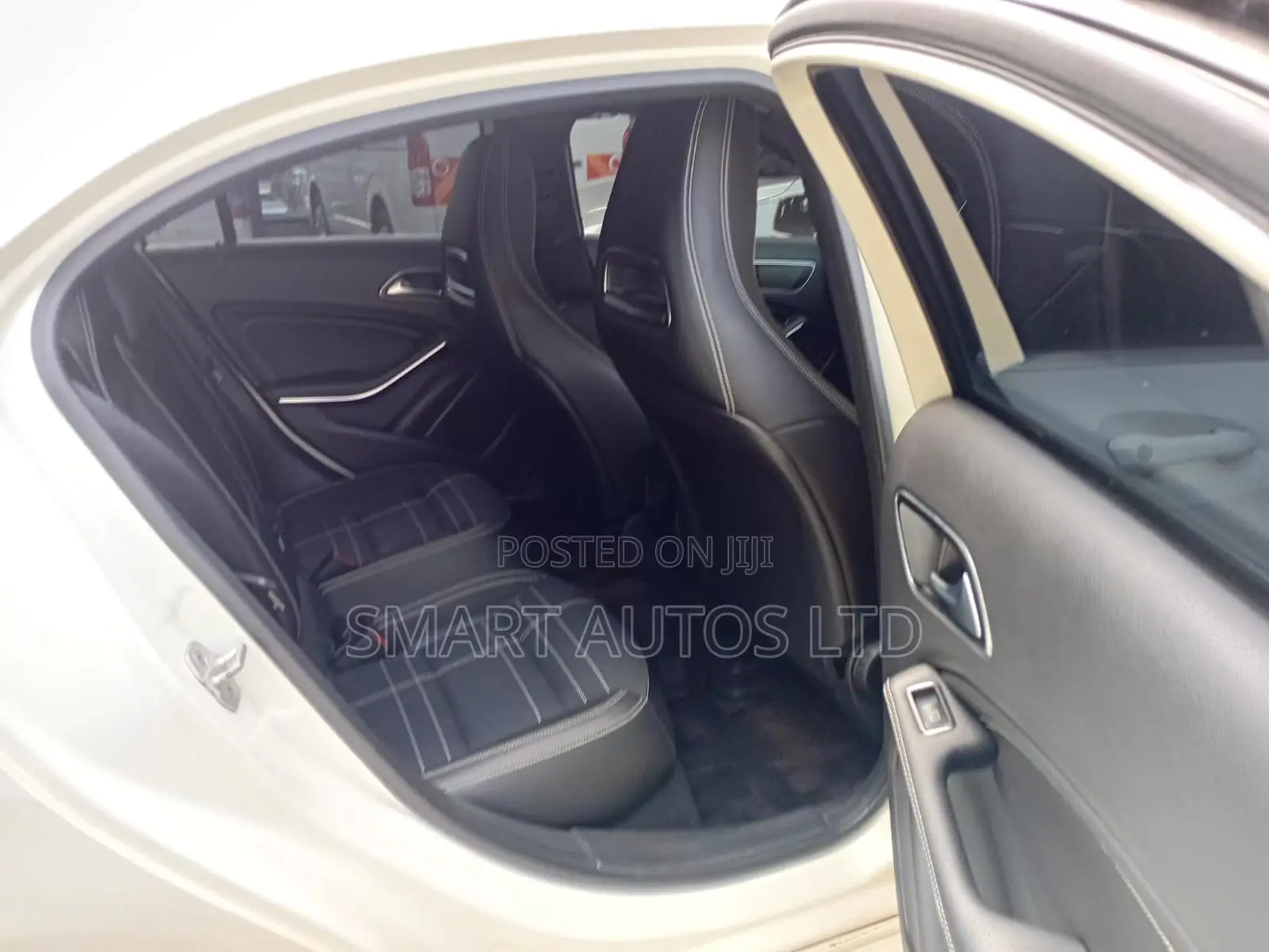 Mercedes-Benz A-Class 2014 White