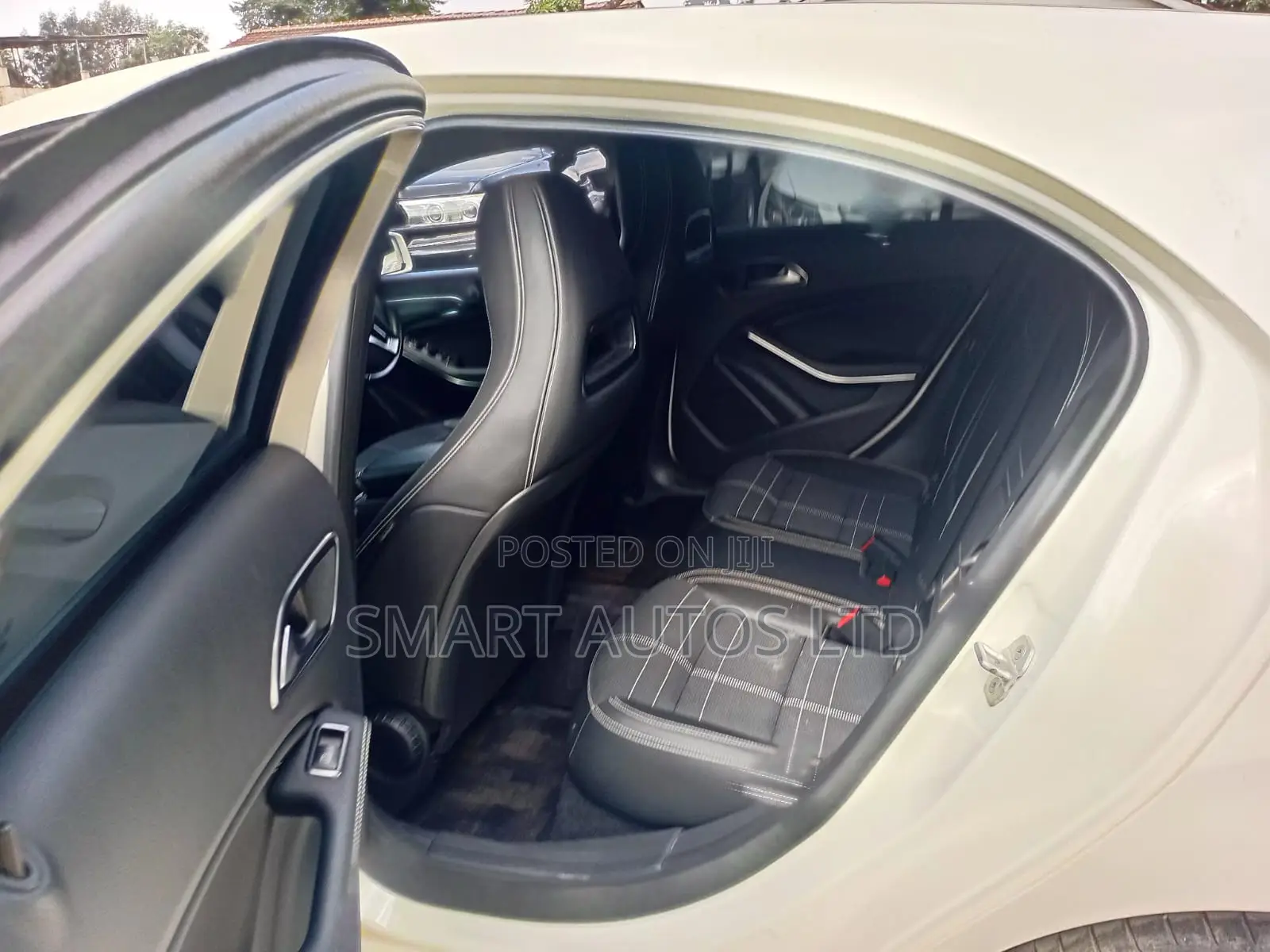 Mercedes-Benz A-Class 2014 White