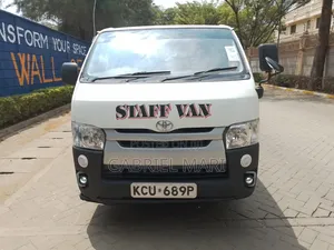 Toyota HiAce 2012 White