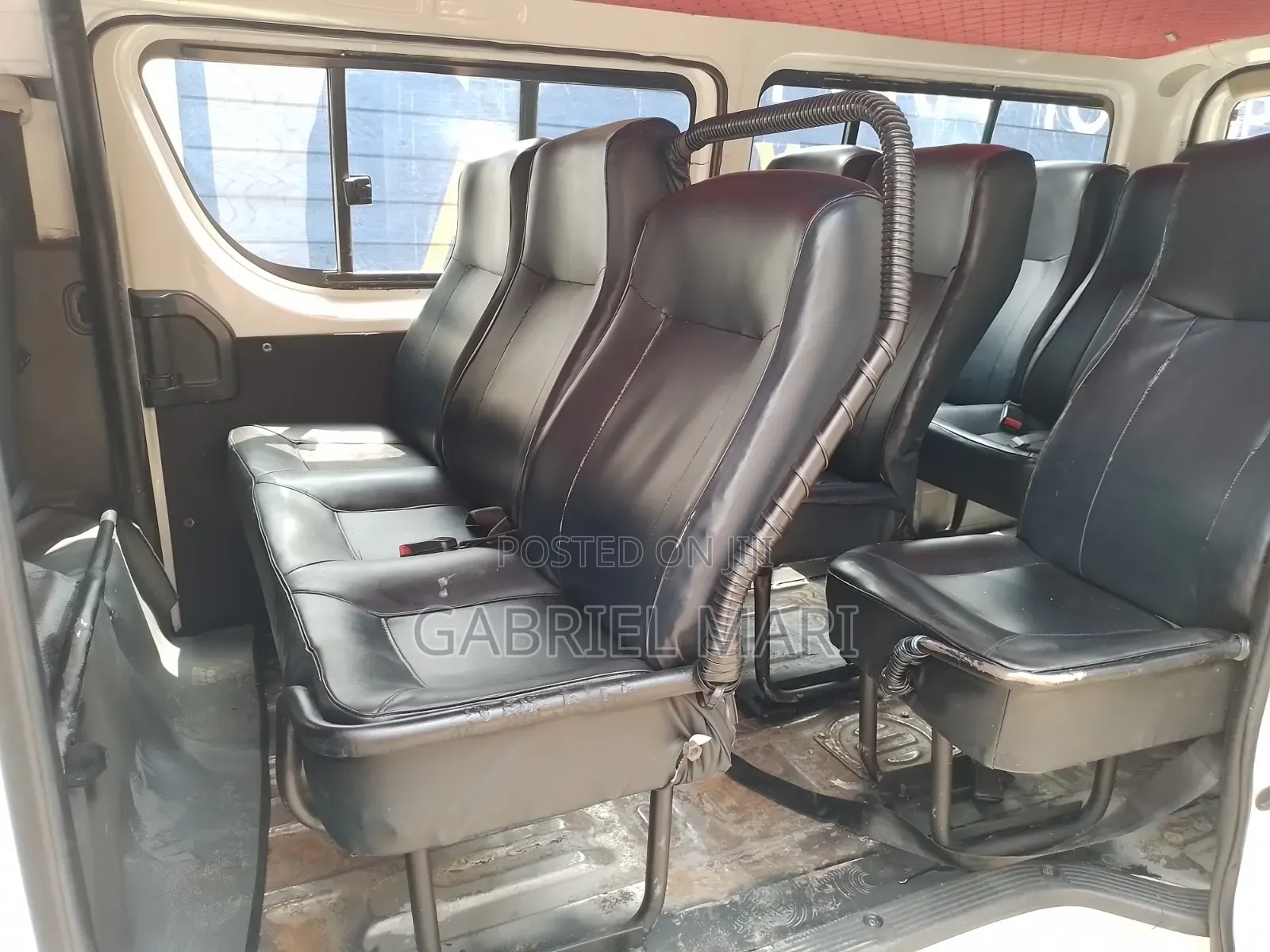 Toyota HiAce 2012 White