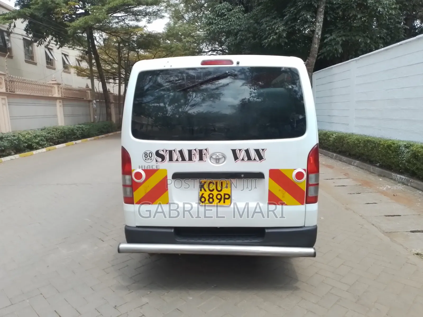 Toyota HiAce 2012 White