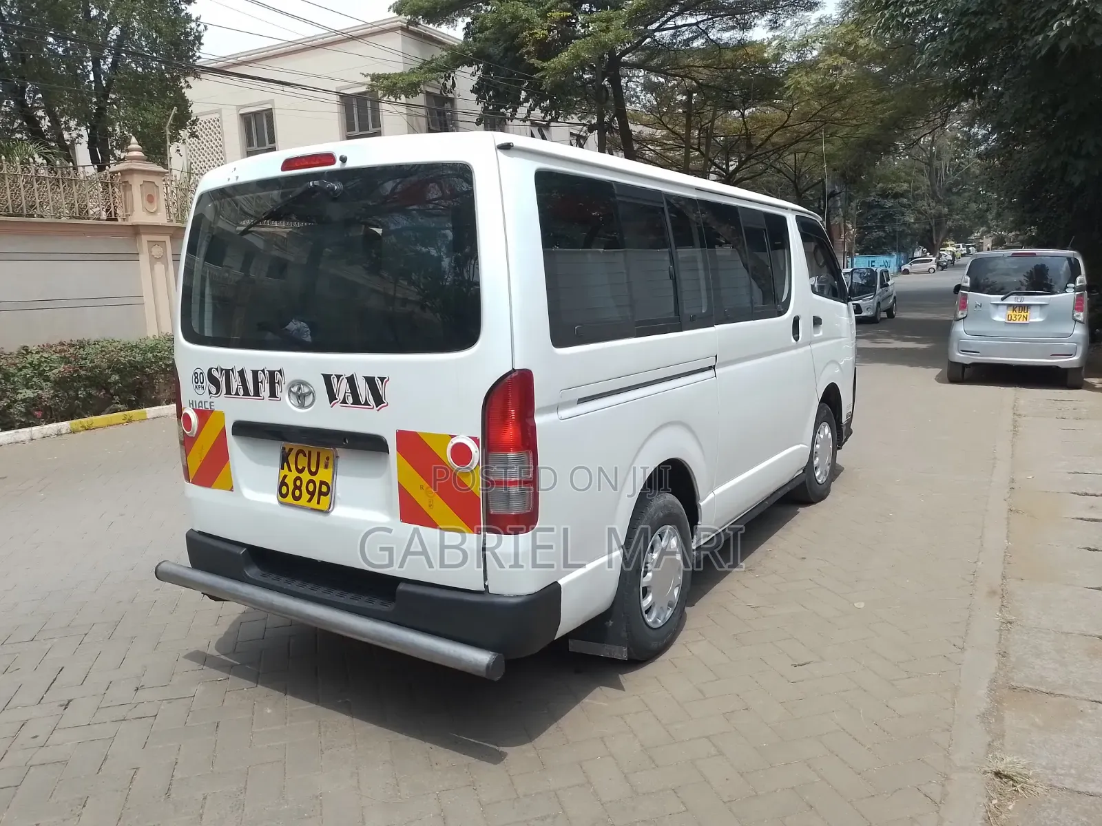 Toyota HiAce 2012 White