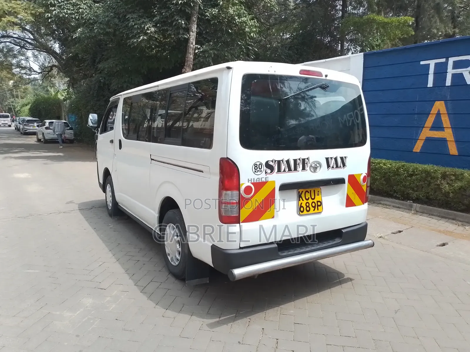 Toyota HiAce 2012 White