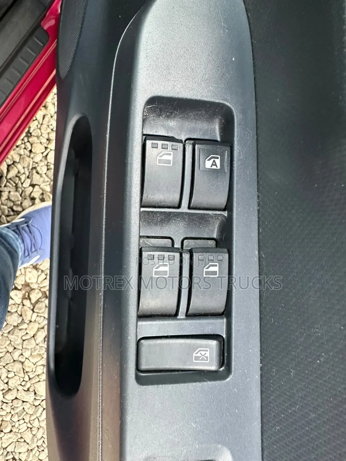 Toyota Raize 2019 Red