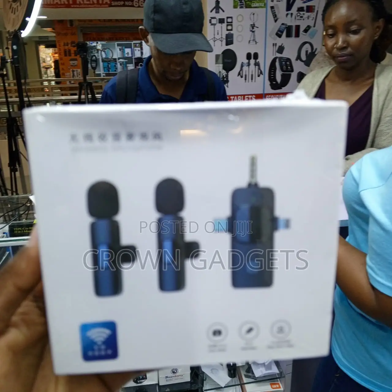 Wireless Lavalier Microphone for iPhone Android USB-C Clip On