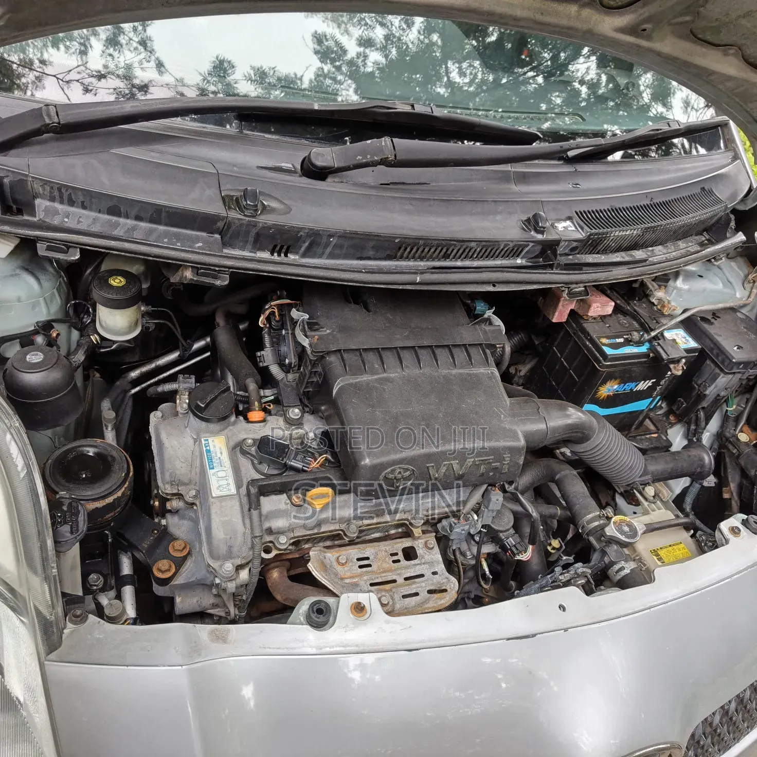 Toyota Vitz 2006 Silver