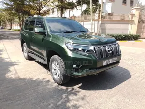 Toyota Land Cruiser Prado 2012 Green