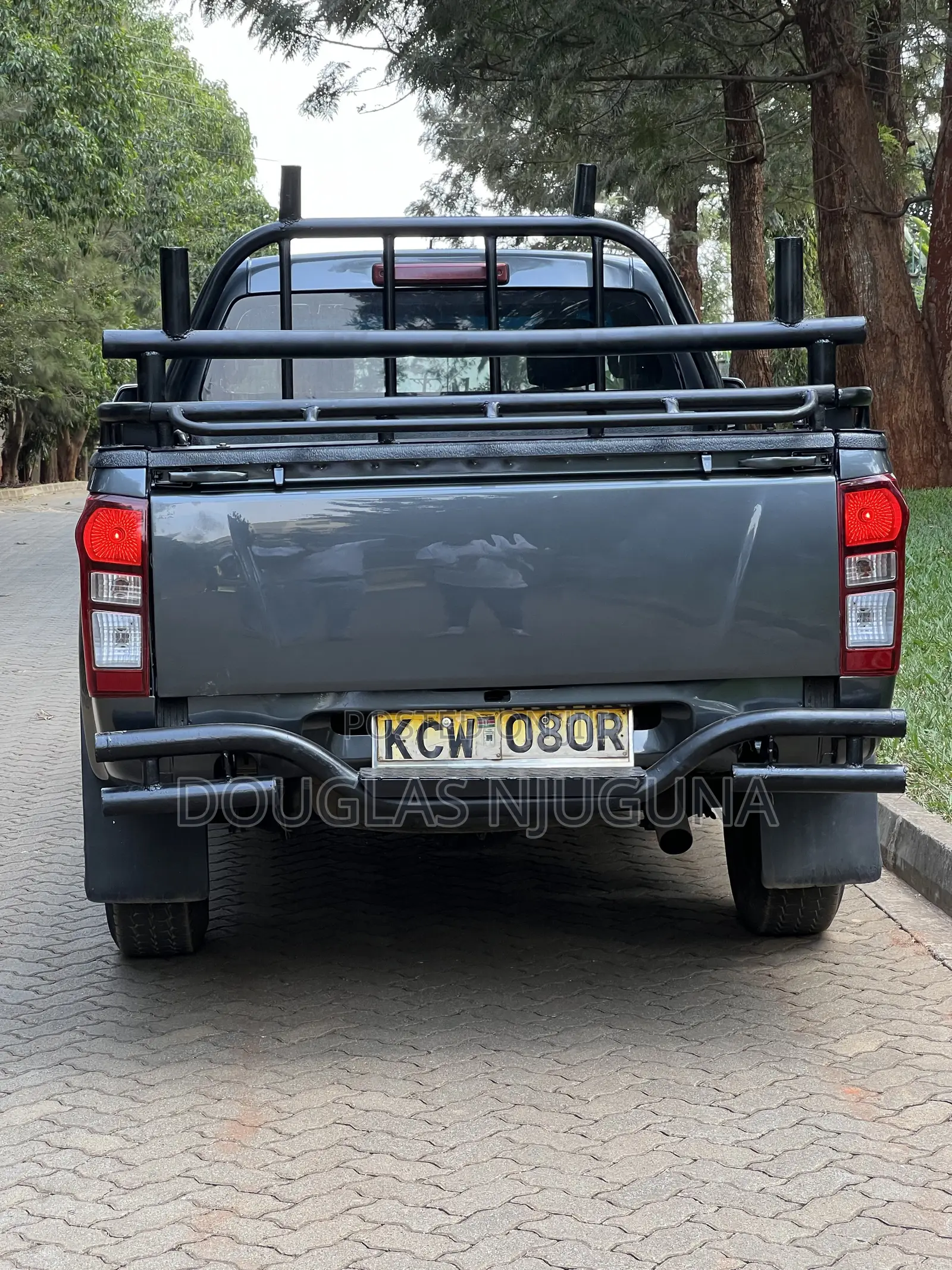 Isuzu D-MAX 2019 Gray