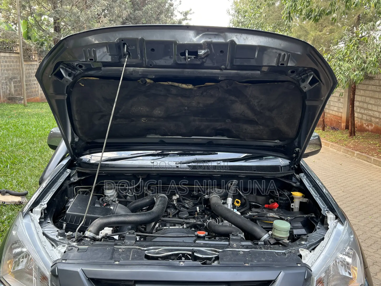 Isuzu D-MAX 2019 Gray