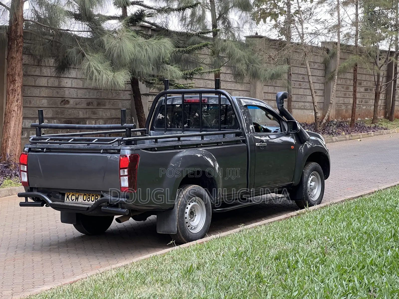 Isuzu D-MAX 2019 Gray