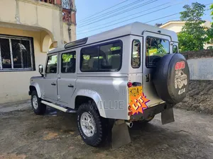 Land Rover Defender 2007 Silver