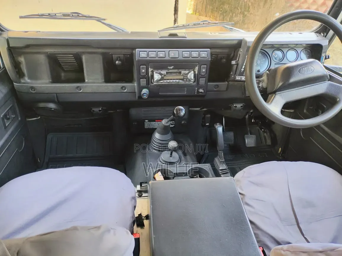 Land Rover Defender 2007 Silver