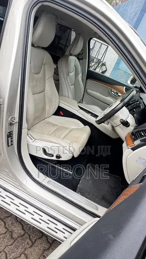 Volvo XC90 T6 Inscription AWD (2.0L 4cyl 8A) 2017 Beige