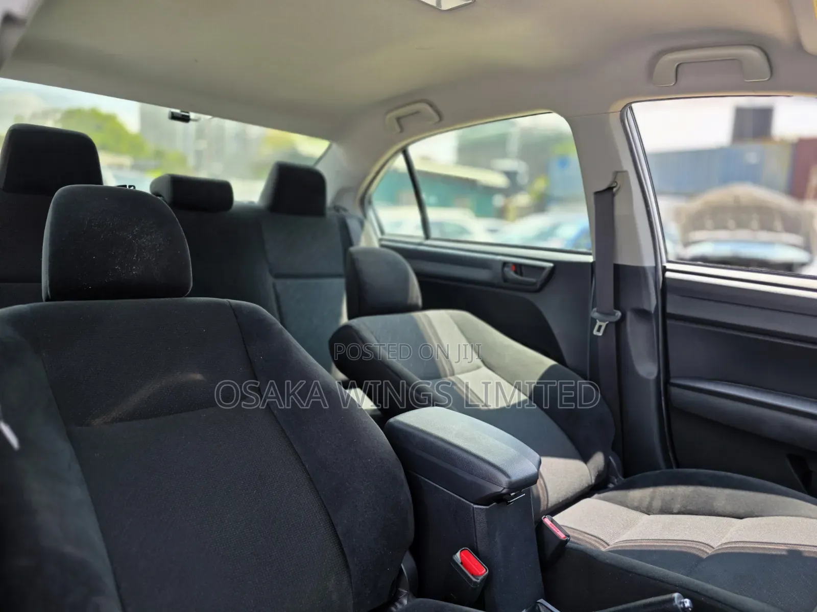 Toyota Axio 2019 Silver
