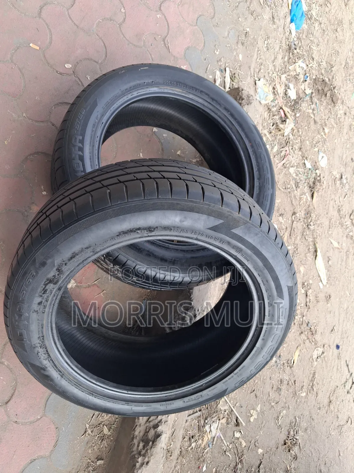 255/55r20 Accelera