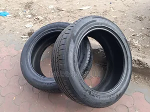 255/55r20 Accelera