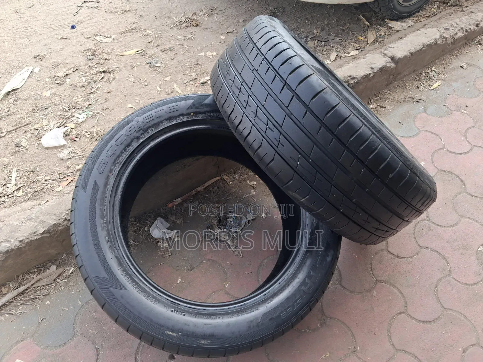 255/55r20 Accelera