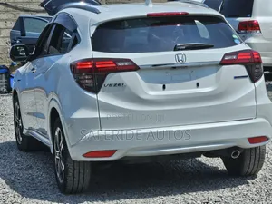 Honda Vezel 2019 Pearl