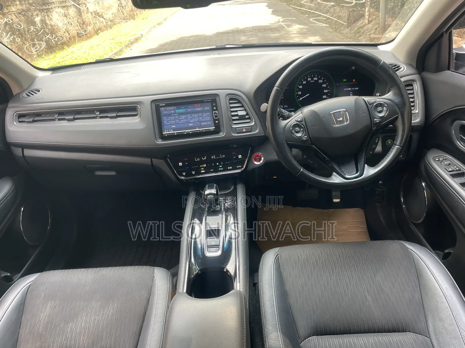 Honda Vezel 2019 White