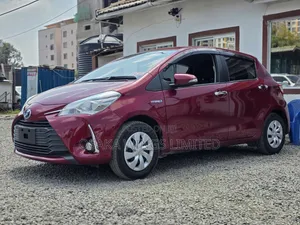 Toyota Vitz 2019 Red