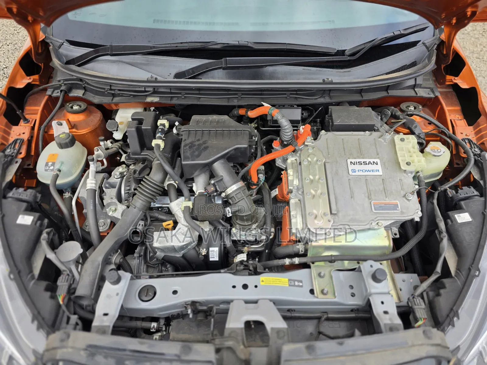 Nissan Kicks 2020 Orange