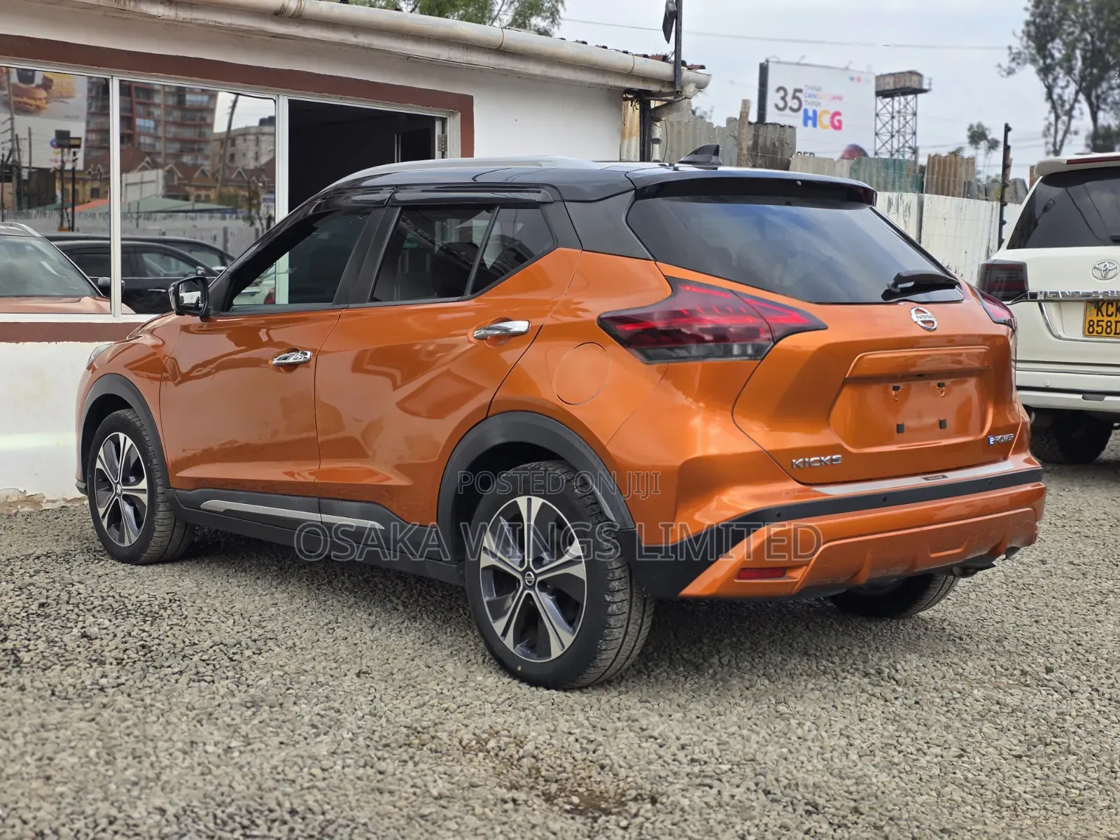 Nissan Kicks 2020 Orange