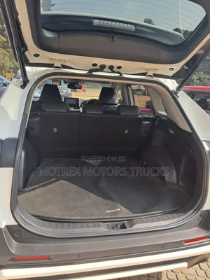 Toyota RAV4 2019 White