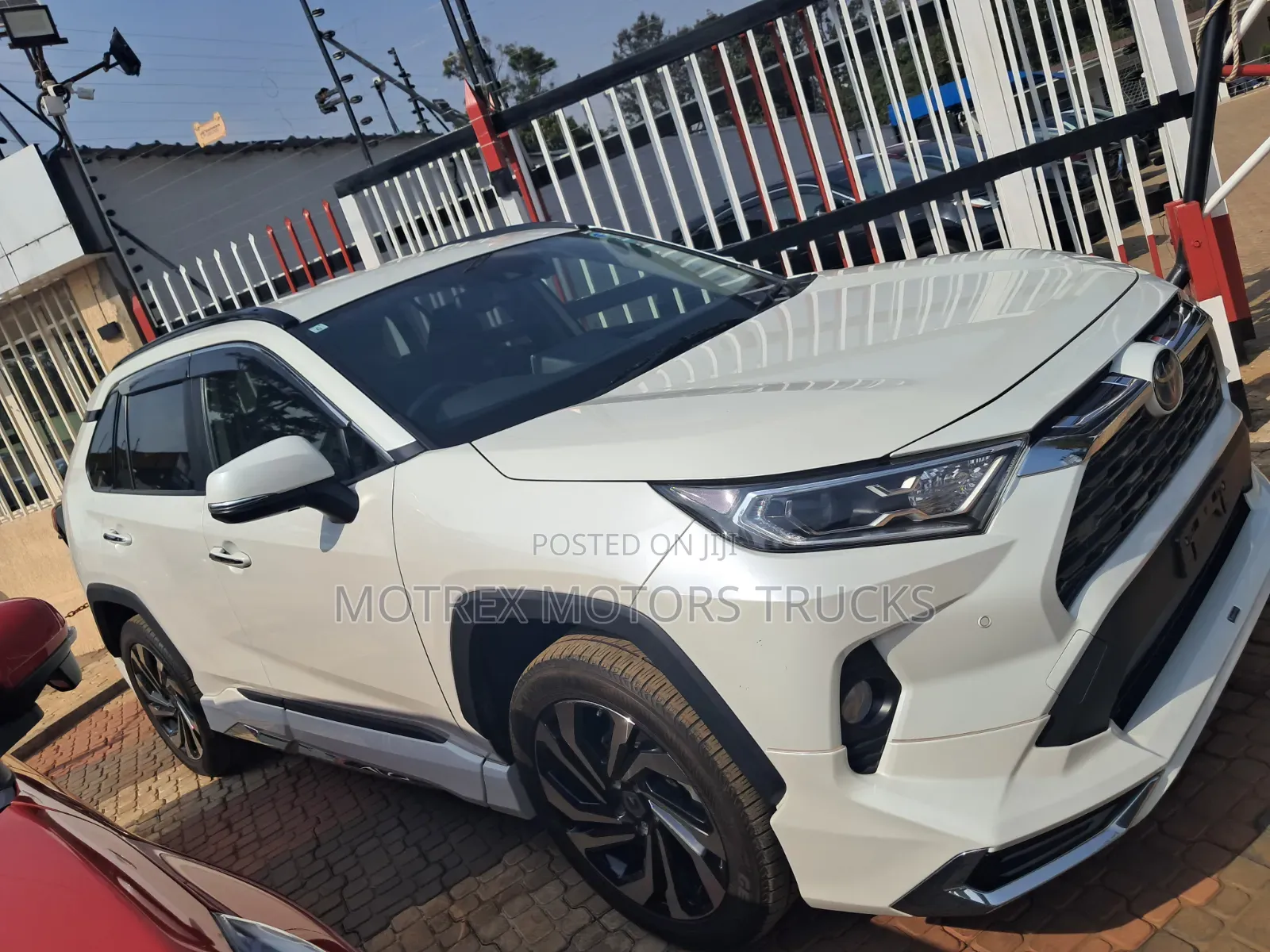 Toyota RAV4 2019 White