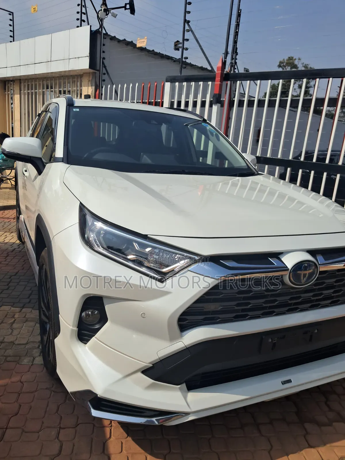 Toyota RAV4 2019 White