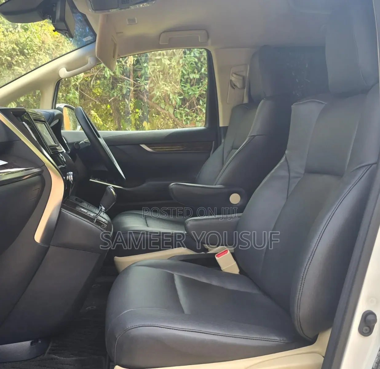 Toyota Vellfire 2018 White