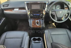 Toyota Vellfire 2018 White