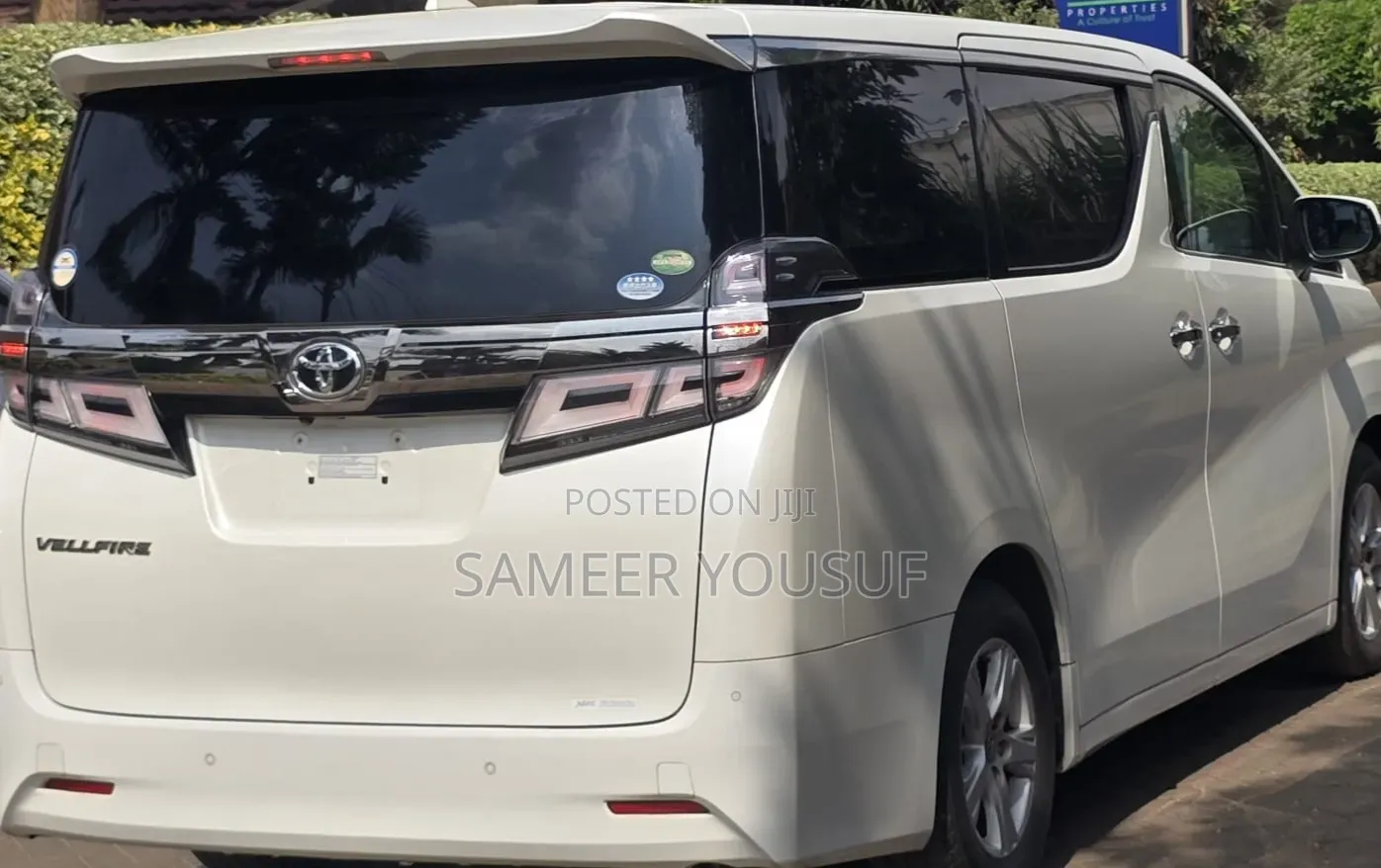 Toyota Vellfire 2018 White